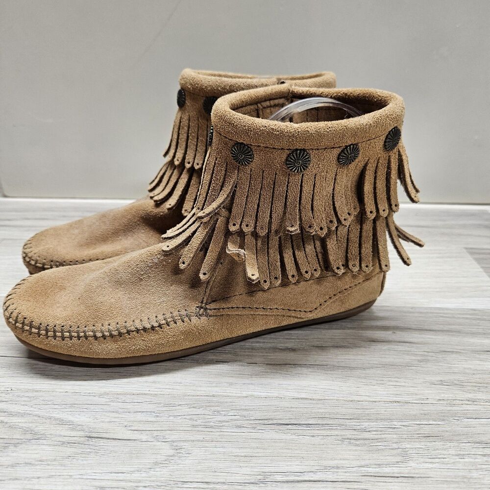 Minnetonka Womens Double Fringe Moccasin Boots Size 6 Native American Western